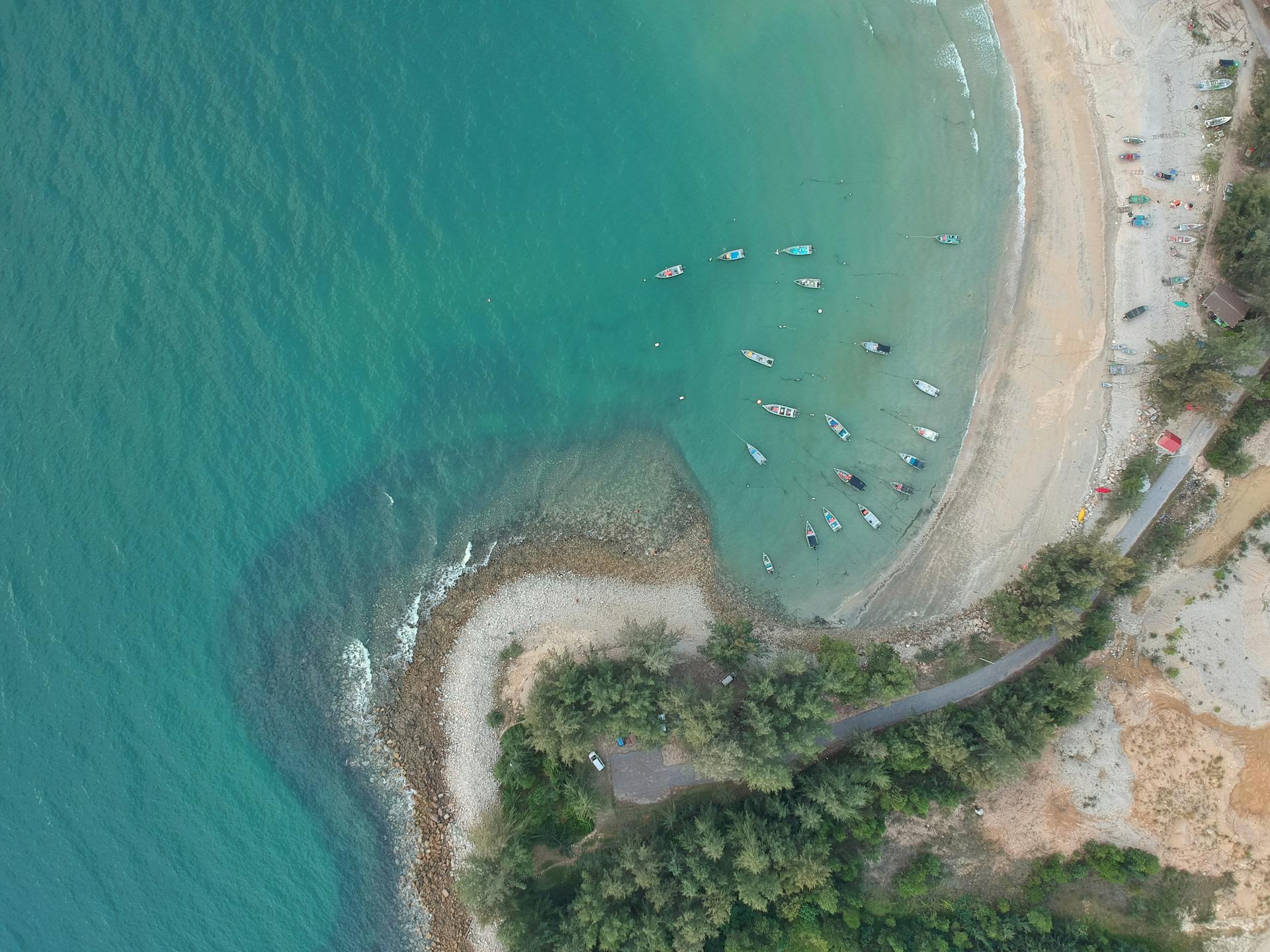 Private car from Nha Trang City to Mui Ne