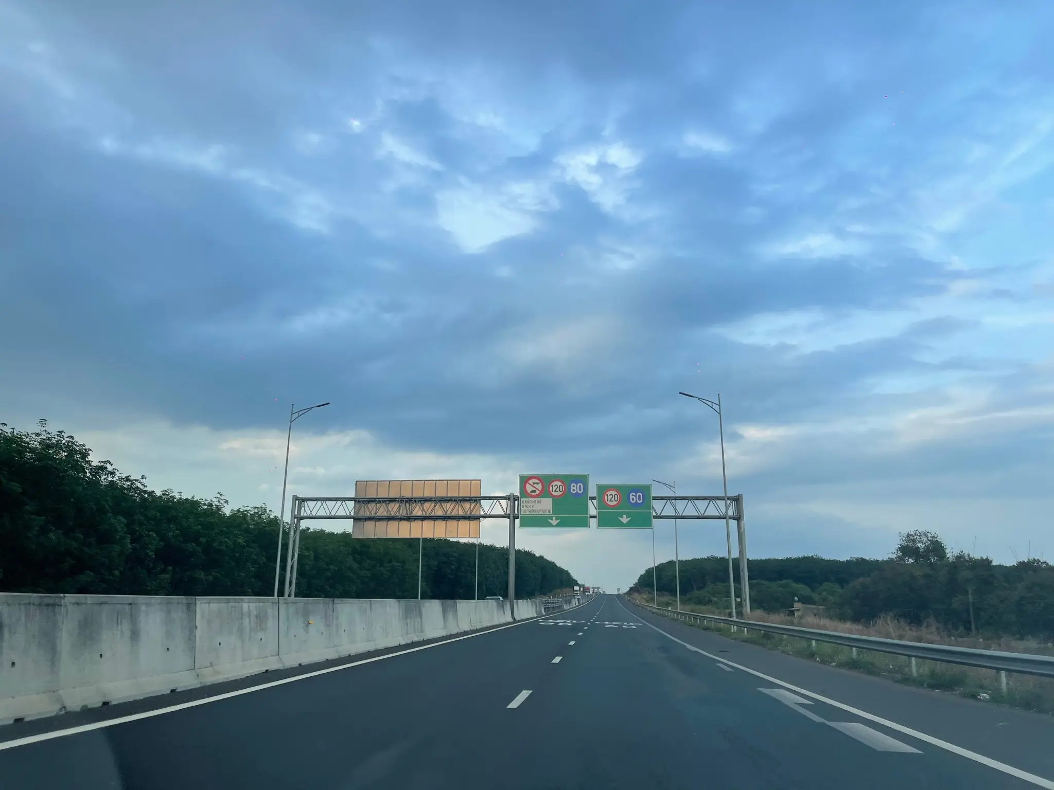 express way from Saigon to Nha Trang